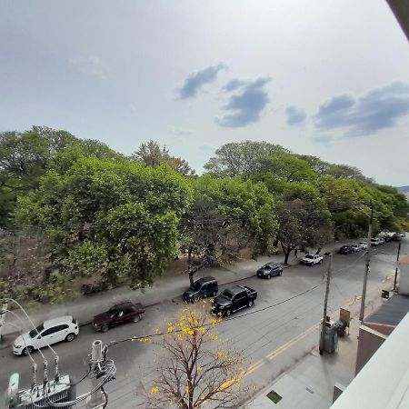 Departamento Centrico Plaza Alvarado Con Cochera Salta Ngoại thất bức ảnh