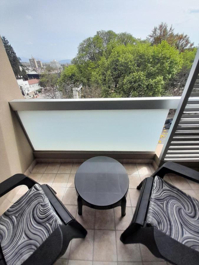 Departamento Centrico Plaza Alvarado Con Cochera Salta Ngoại thất bức ảnh